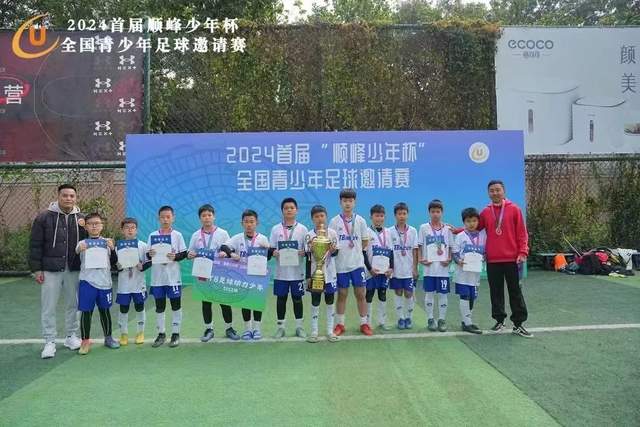 豪华车价格大幅下调，沃尔沃S90降至22万，林肯降至15万